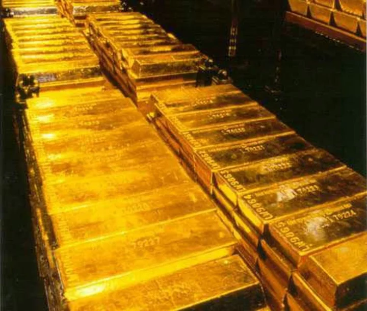Russia using gold to evade sanctions, warns UK