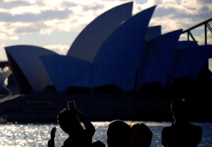 Australia's visa overhaul leaves Chinese millionaires in limbo