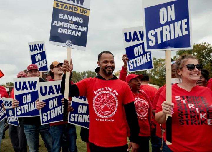 GM furloughs another 160 workers due to UAW strike