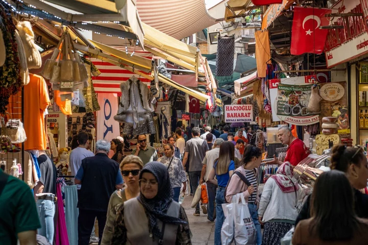 Turkish Inflation Slows Again as Lira Slump Threatens Turnaround