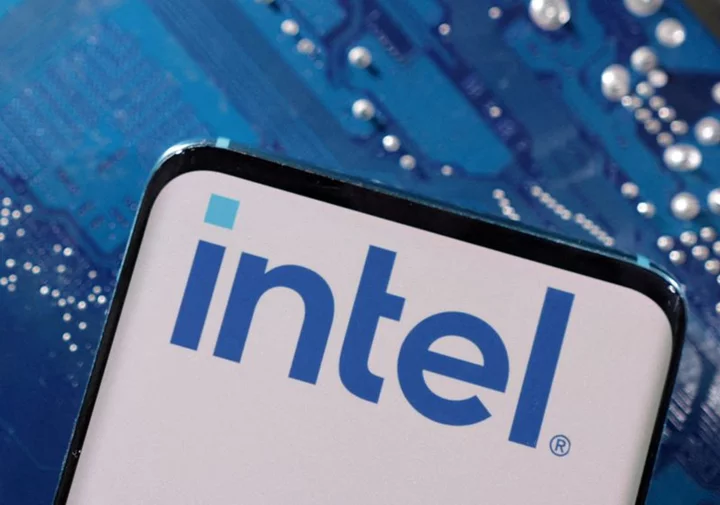 Intel jumps to 17-month high after Mizuho analyst upgrade