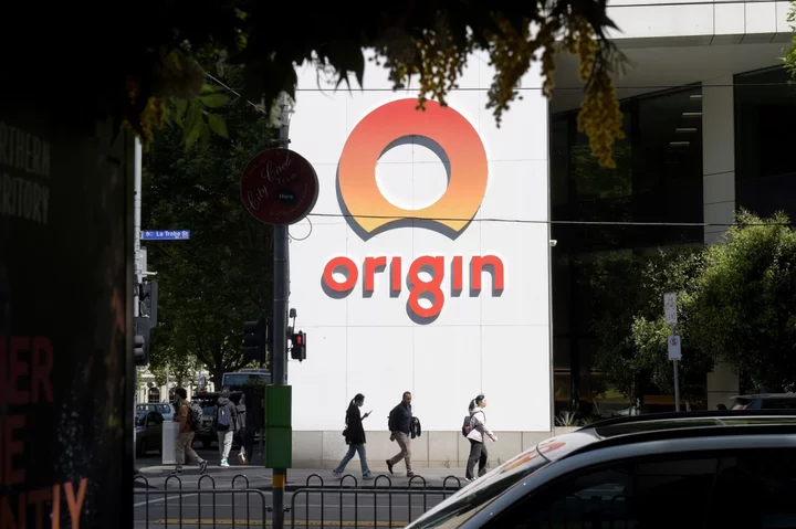 Origin Board ‘Leaning Toward’ Rejecting Revised Offer, AFR Says