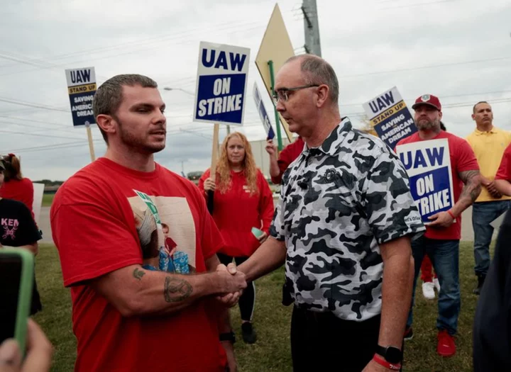 UAW expands strike against Stellantis, hitting pickup truck plant