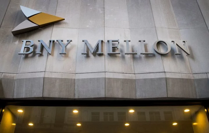 BNY Mellon prices $500 million debt offering via diverse bookrunners