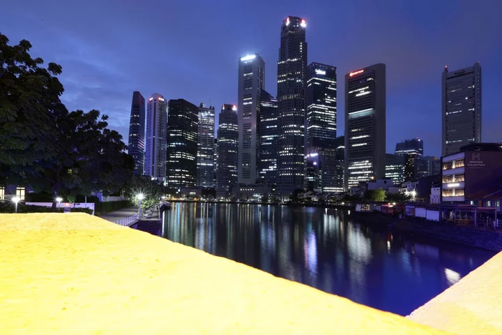 Singapore to Allow Banks Share Client Data to Fight Crime