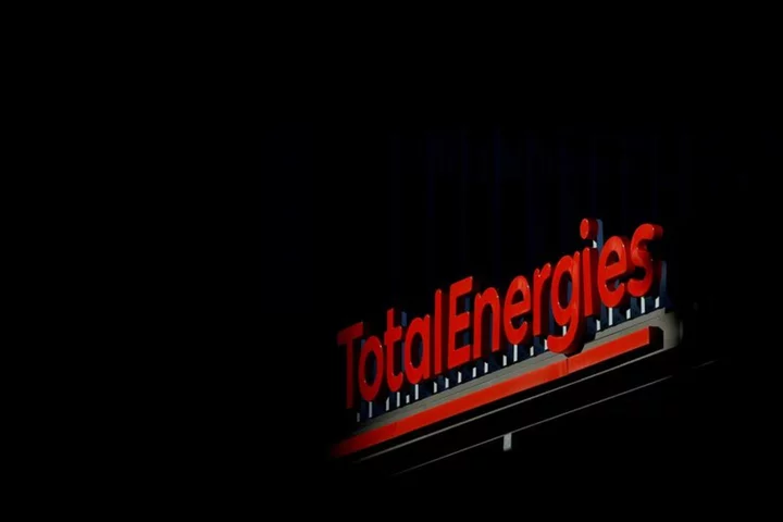 TotalEnergies Texas FCC work to continue to late Nov -sources