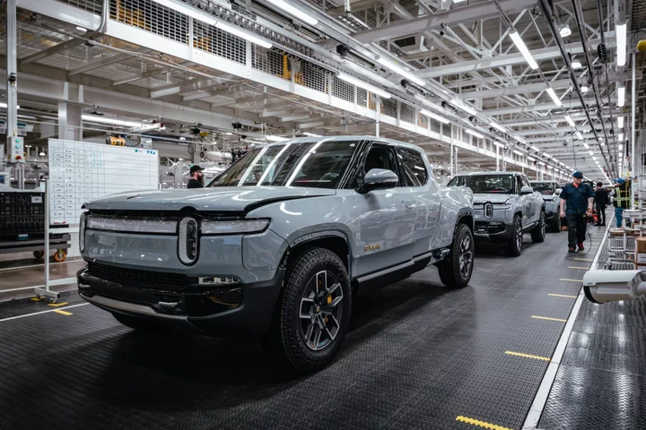 Rivian Reports Better-Than-Expected Loss, Affirms EV Output Plan