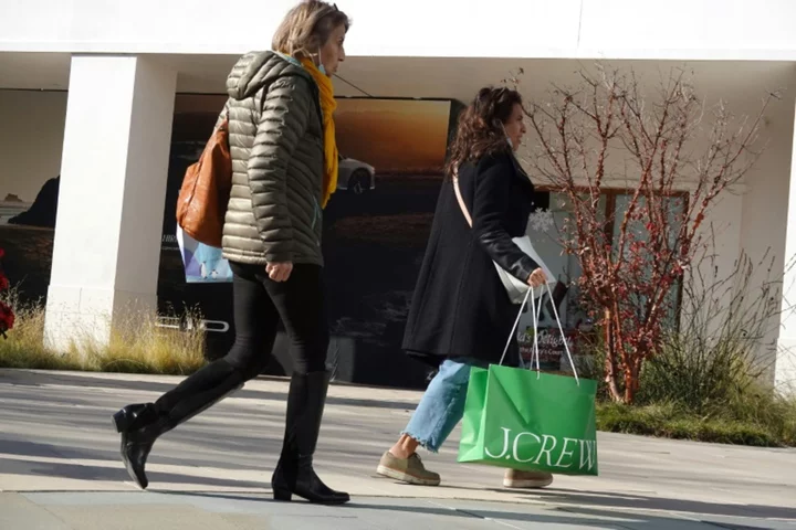 US annual consumer inflation cools to lowest since early 2021