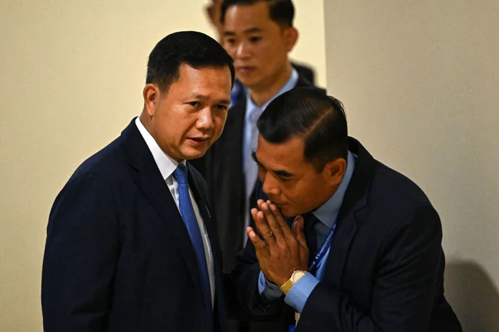 Cambodia’s Hun Sen Seals Political Dynasty as Son Becomes PM