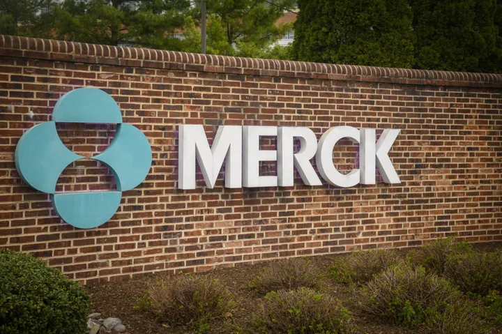 Merck Sues US, Calling Move to Cut Drug Prices ‘Extortion’