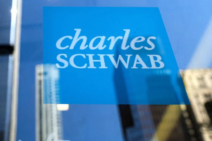 Charles Schwab posts profit beat on robust asset management growth, shares rise