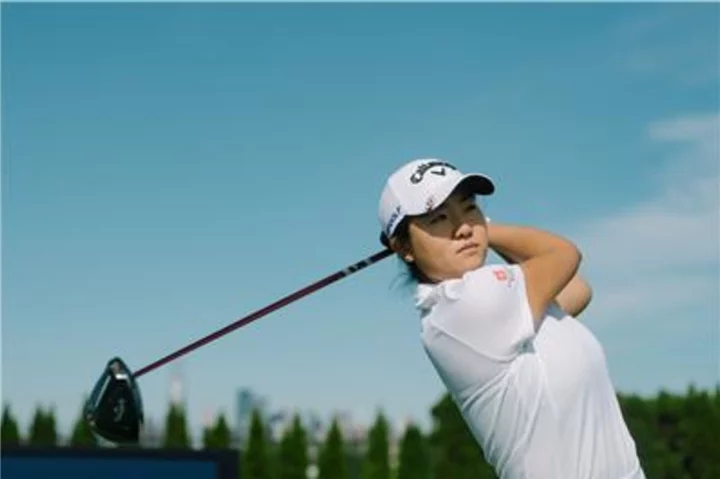 East West Bank Sponsors Top Ranked Golfer Rose Zhang As She Turns Pro