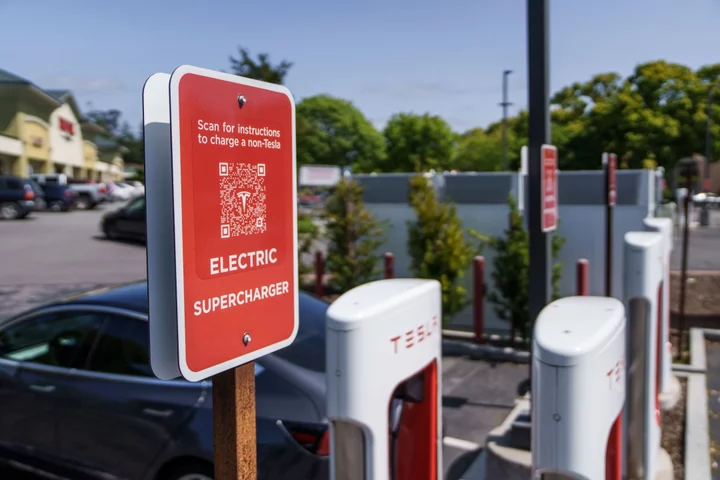 Tesla's Shrewdest Product Is Proving to Be Its Charging Network
