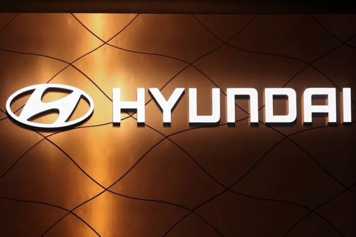 Hyundai offers higher wage structure for some US employees
