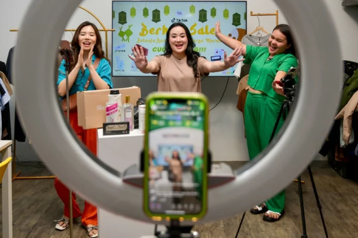 Indonesia entrepreneurs cash in on TikTok live selling spree