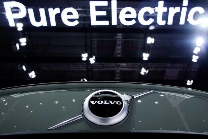 Automaker Volvo Cars posts a rise in third quarter operating earnings