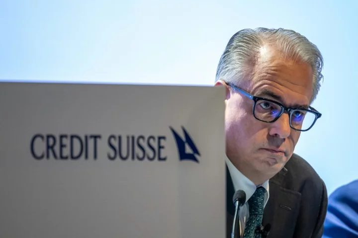 UBS keeps Credit Suisse CEO for leadership team in merger