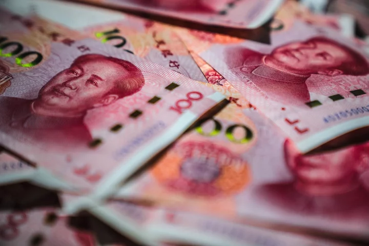 China Has Ample Tools Even in ‘Panic’ Yuan Drop, PBOC Paper Says