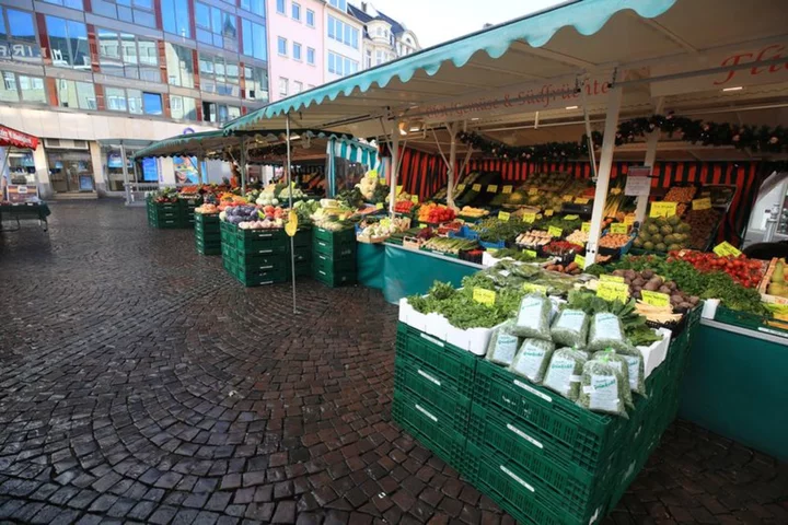 Inflation dips in German states, pointing to national drop