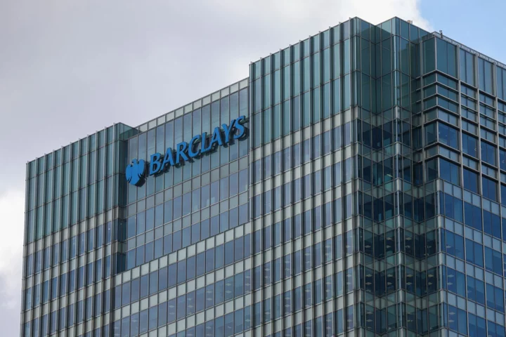 Barclays Starts Offering Dollar AT1 Bond After UBS Issuance
