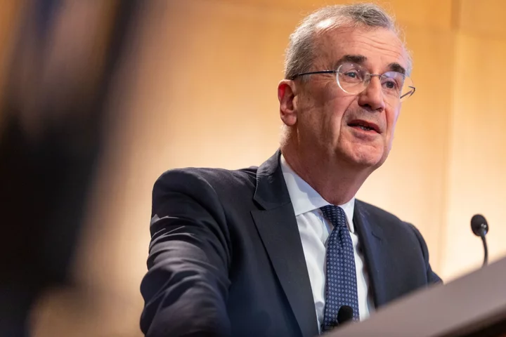 ECB’s Villeroy Urges Caution Over Bets on Future Rate Hikes
