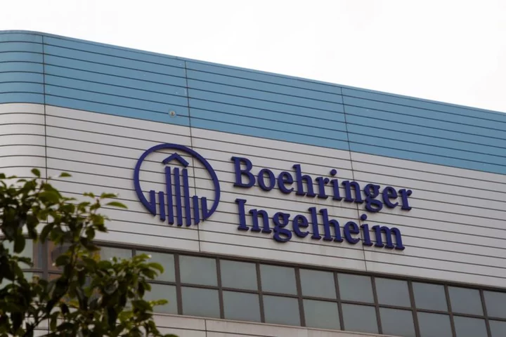 Zealand, Boehringer's drug meets main weight-loss goal in mid-stage trial