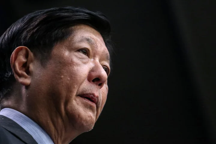 Marcos Halts Philippine Wealth Fund to Ensure Safeguards