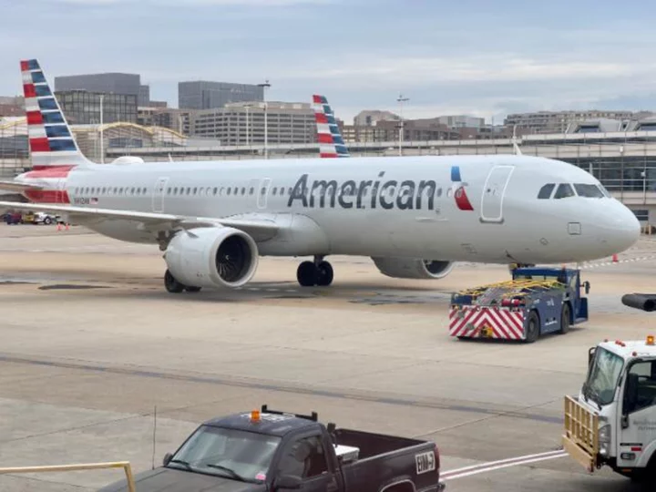 DOT issues largest-ever fine to American Airlines for tarmac delays