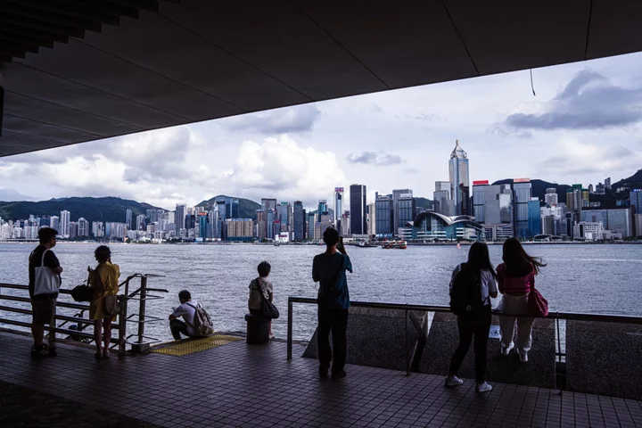 Hong Kong Wealth Firms’ Gloom Spreads With Drop in Assets