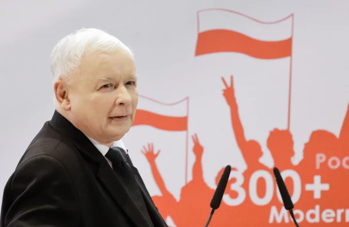 Poland’s Ruling Party Takes up State Asset Sales in Referendum
