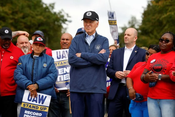 Biden will meet UAW's Fain, laud union's deals with Detroit automakers
