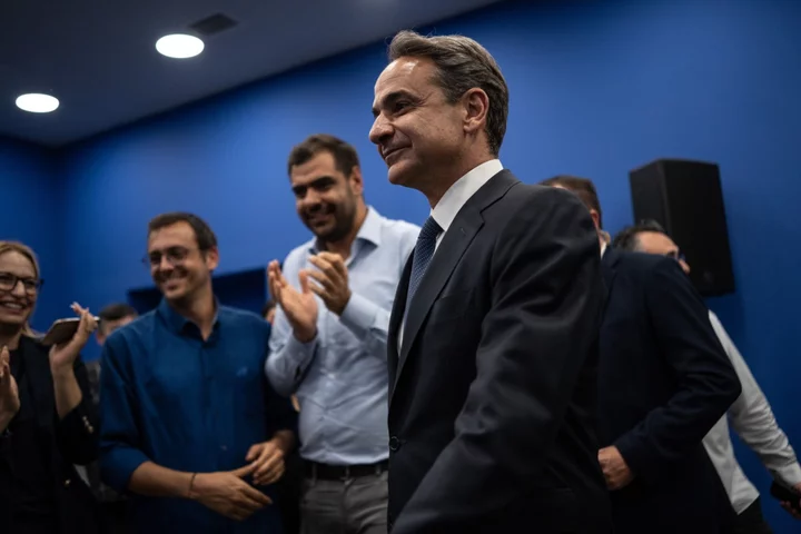 Greek Politicians Speed-Up the Process to Hold a New Election