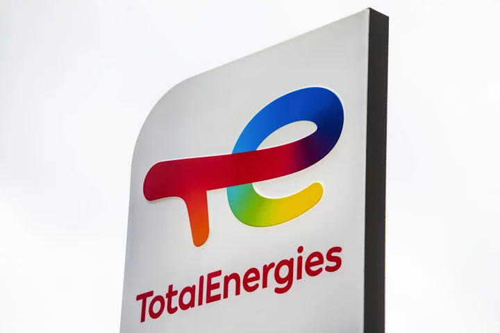 TotalEnergies Maintains Investor Payouts Despite Profit Miss