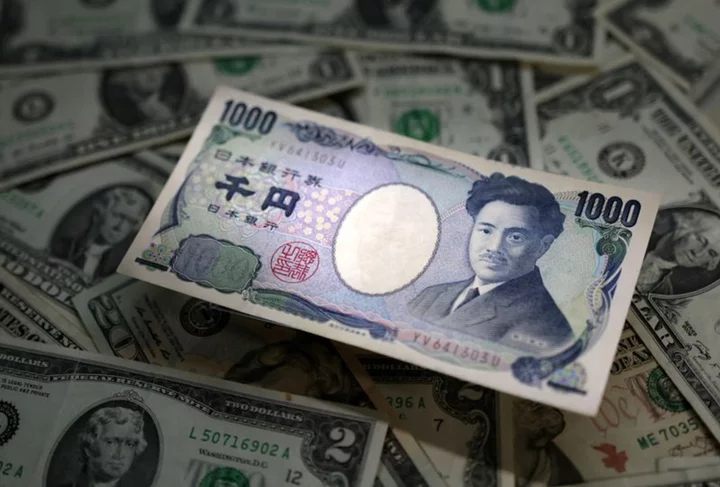 Yen eases to 3-week low as traders weigh BOJ shift; focus on RBA