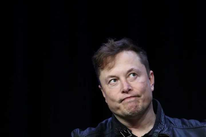 Musk says video and audio calls coming to Twitter
