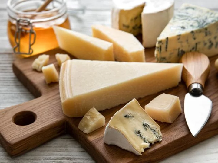 Love dairy? The University of Wisconsin-Madison seeks a paid cheese taste tester