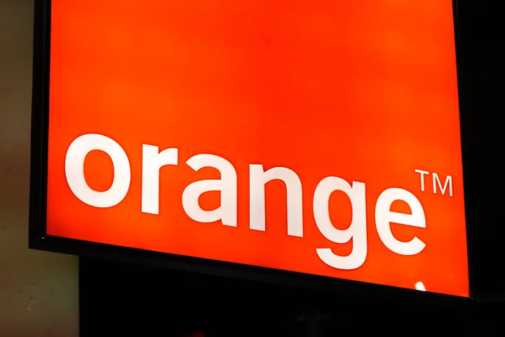 Orange Faces EU Warning Shot Over $19 Billion Masmovil Deal