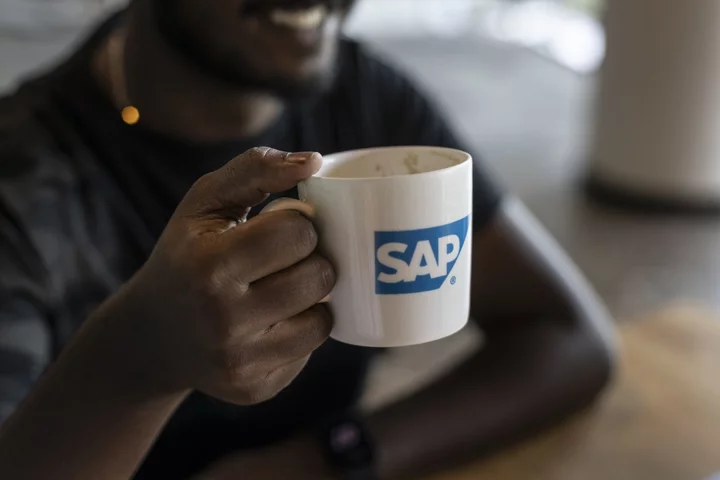 SAP Gains Most in Eleven Months After Cloud Backlog Surges