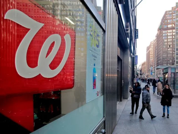 Walgreens profit tumbles, slashes guidance amid significant drop in Covid vaccine demand