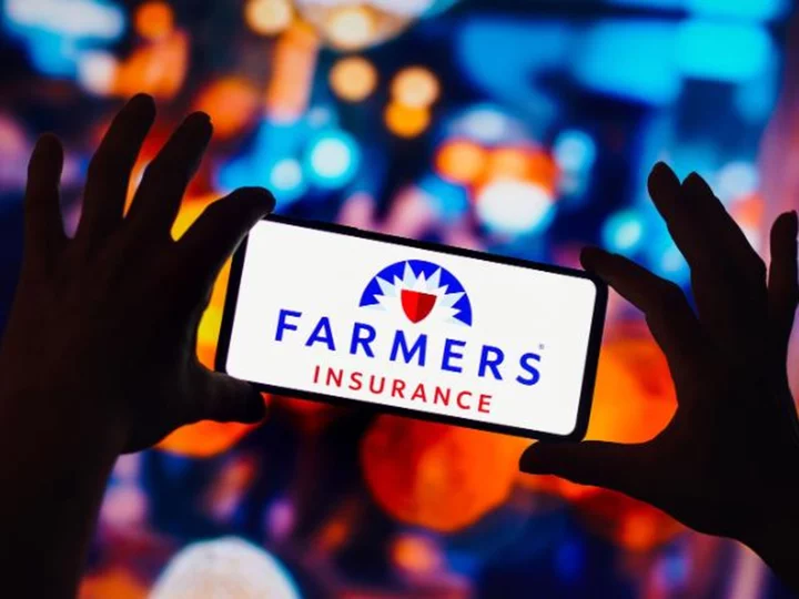 Farmers Insurance pulls out of Florida, affecting 100,000 policyholders