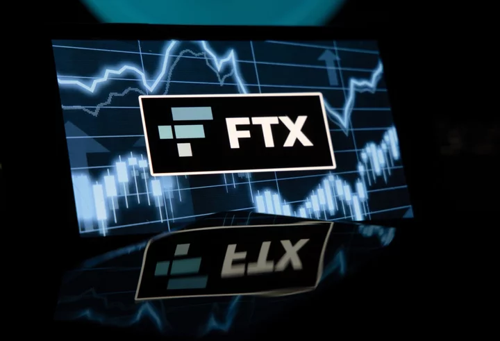 FTX Says a Former Top Lawyer Helped Raid Customer Accounts