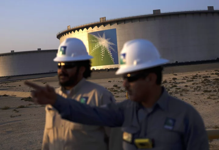 Saudi Oil Prices to Asia Point to Uneven Recovery Across Markets