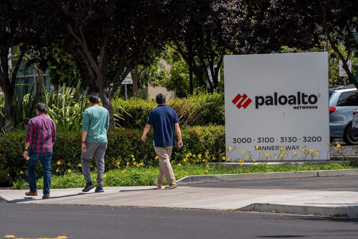 Palo Alto Networks Surges After Billings Outlook Beats Estimates