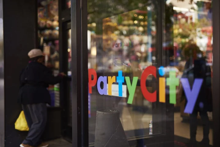 Party City Rehashes Restructuring Deal After Missing Financial Projections
