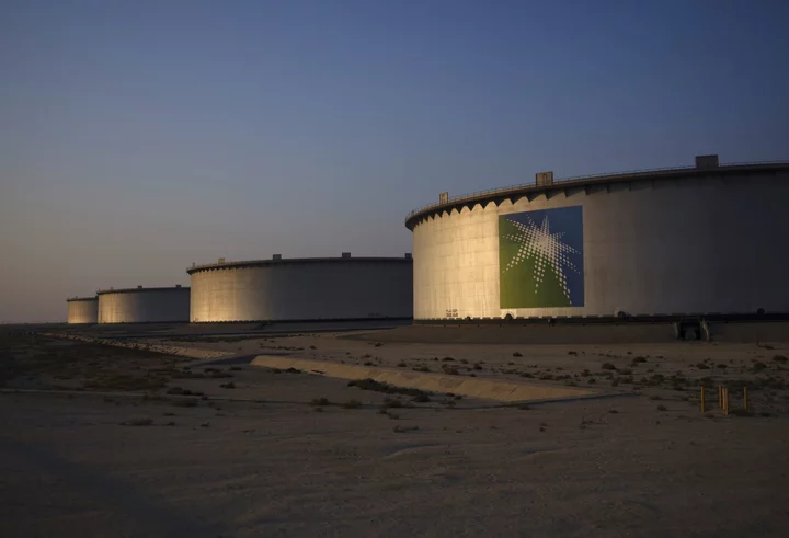 Saudi Aramco to Boost Dividend With Performance-Based Payout
