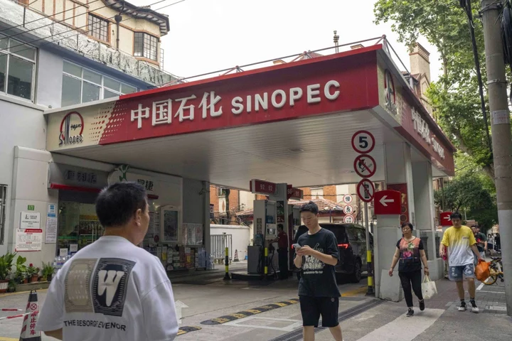 Sinopec Profit Surges on Inventory Gains, Oil-Product Sales
