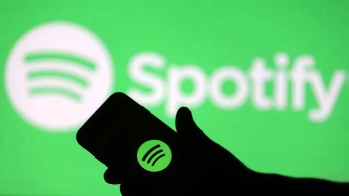 Spotify plans to raise premium plan price in US - WSJ