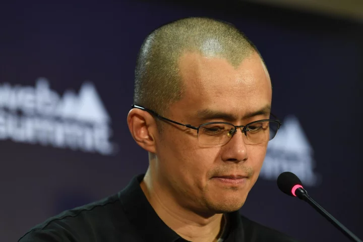 Binance’s Zhao Can’t Return to UAE From US for Now, Judge Says