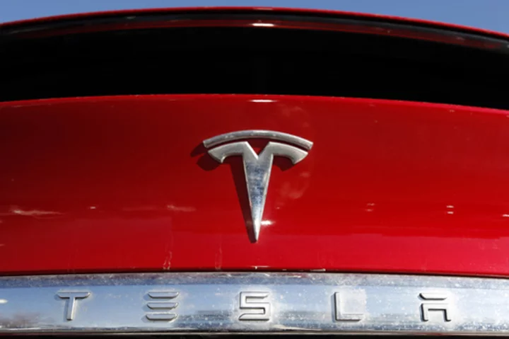 Tesla recalling nearly 16,000 of its 2021-2023 Model S and Model X vehicles due to seat belt issue