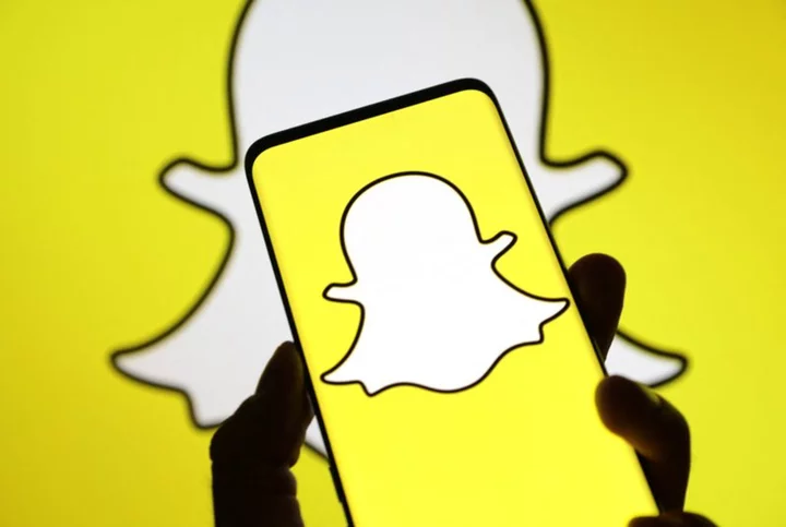 Snap revenue view above estimates on boost from new ad targeting tools
